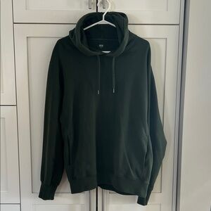 Uniqlo Dark Green Men's Hoodie